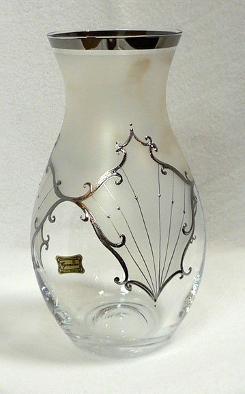 25th anniversary vase from Kann Imports in Guttenberg IA