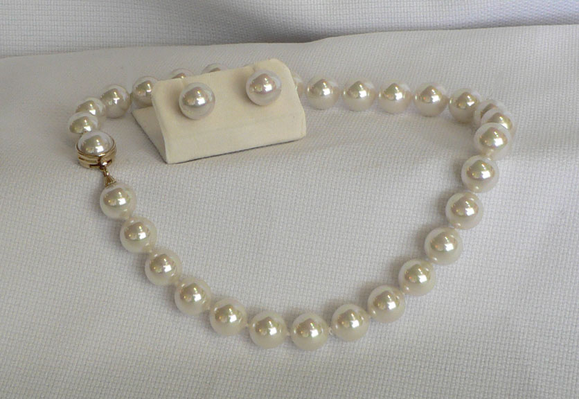 Yana Nesper South Sea Pearl and Leather Bracelet and Necklace